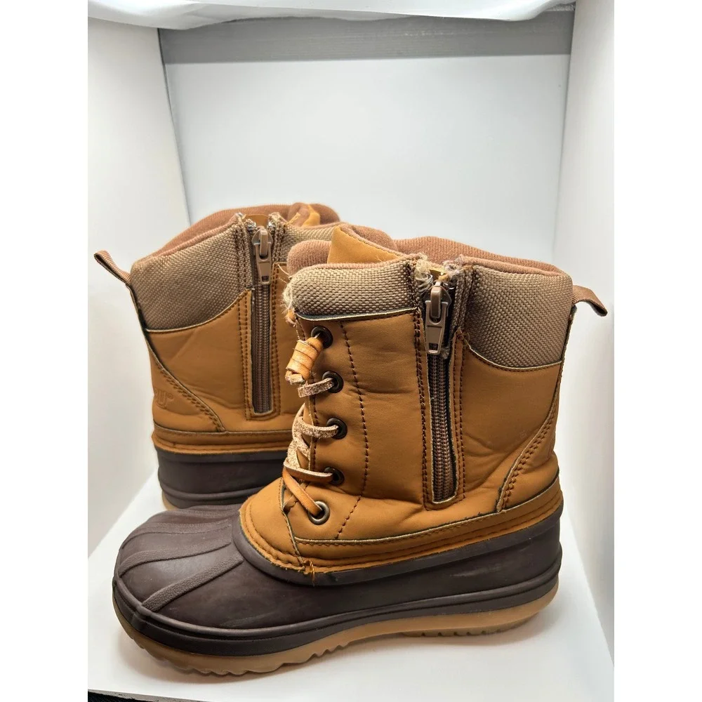 Khombu Johnny Kids Winter Duck Boots Brown Tan Waterproof Side Zip Size 13M